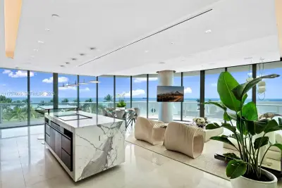 100 S Pointe Dr #606, Miami Beach: photo 1 of 31