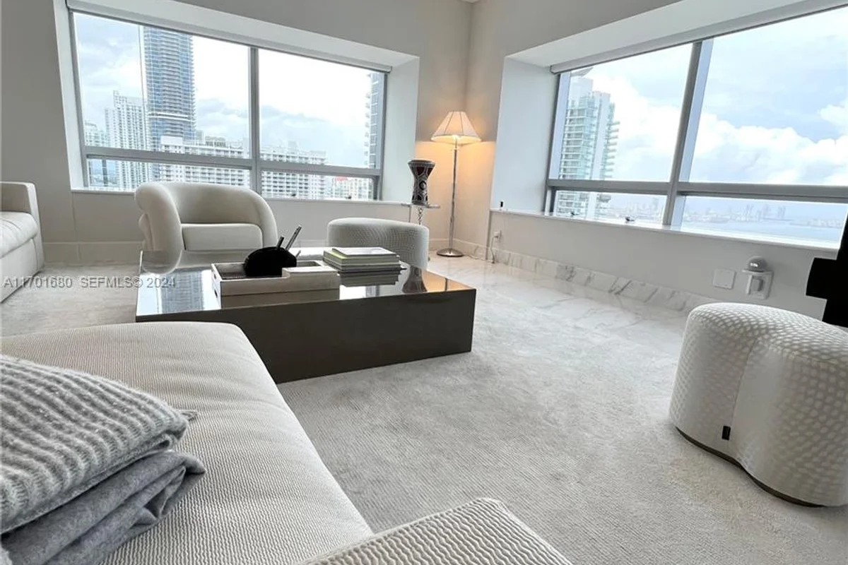 1435 Brickell Ave #3307, Miami: photo 1 of 77