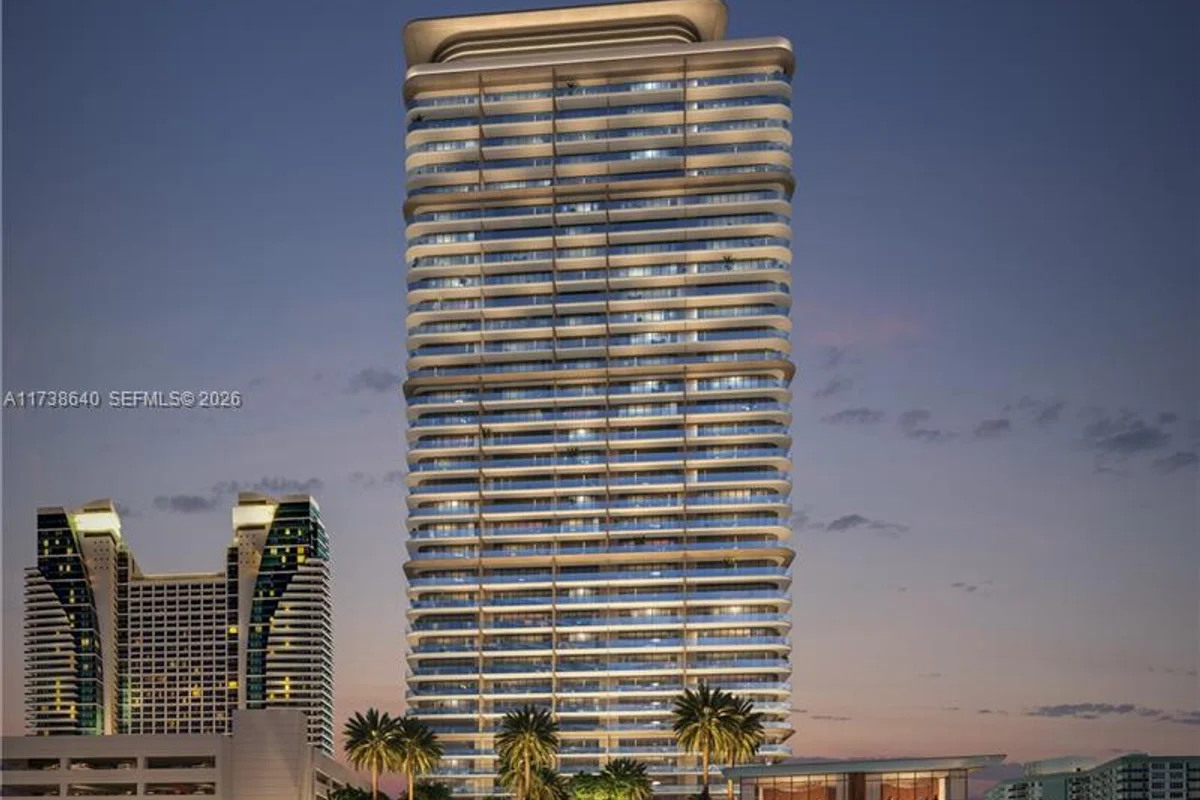 3724 S Ocean Dr #405, Hollywood: photo 1 of 20
