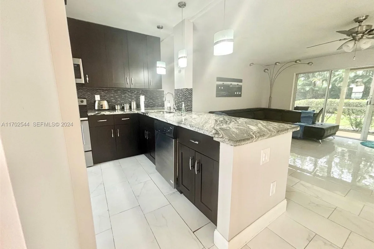 1445 Atlantic Shores Blvd #102, Hallandale Beach: photo 1 of 22
