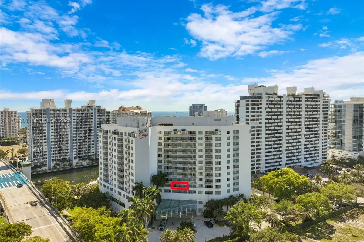 2670 E Sunrise Blvd #419, Fort Lauderdale: photo 1 of 31