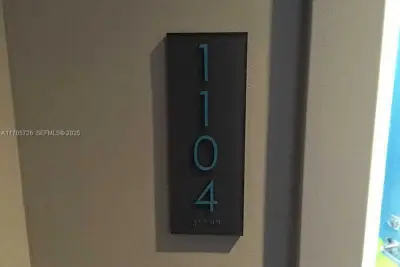 4250 Biscayne Blvd #1104, Miami: photo 1 of 31