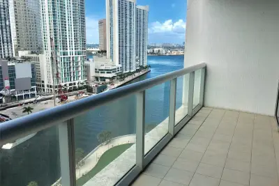 485 Brickell Ave #1903, Miami: photo 1 of 8