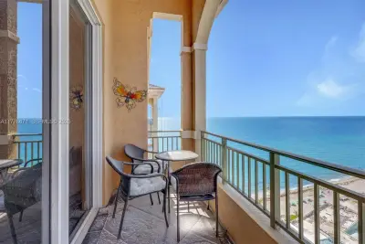 2080 S Ocean Dr #PH9, Hallandale Beach: photo 1 of 25