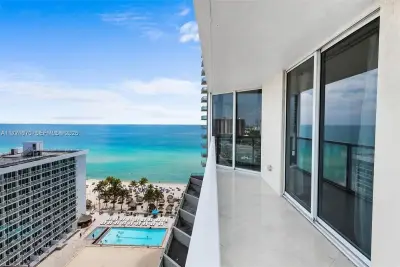 16699 Collins Ave #1607, Sunny Isles Beach: photo 1 of 30