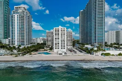 3505 S Ocean Dr #1411, Hollywood: photo 1 of 41
