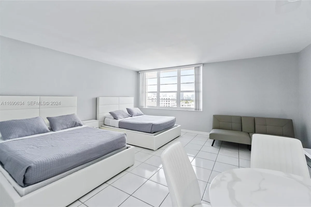 100 Lincoln Rd #1016, Miami Beach: photo 1 of 25