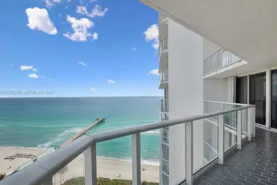 16485 Collins Ave #2035, Sunny Isles Beach: photo 1 of 31
