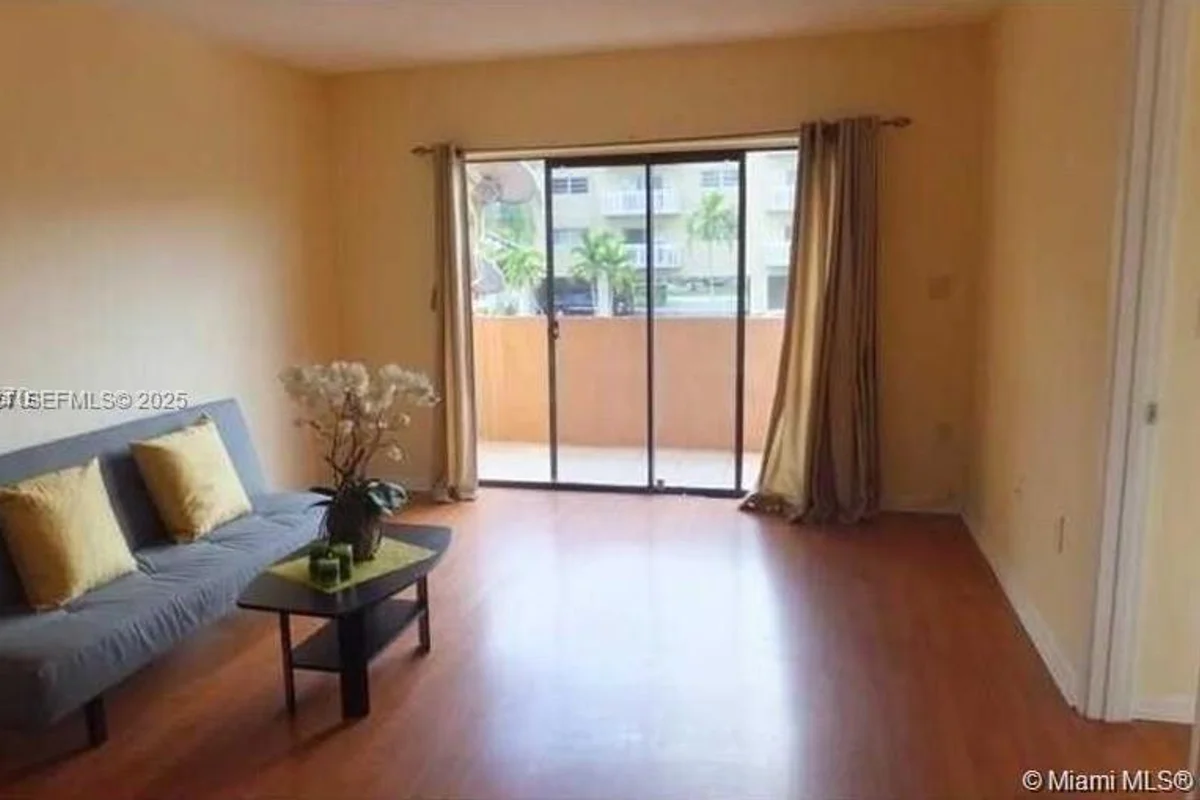 3582 NE 171st St #203, North Miami Beach: photo 1 of 13