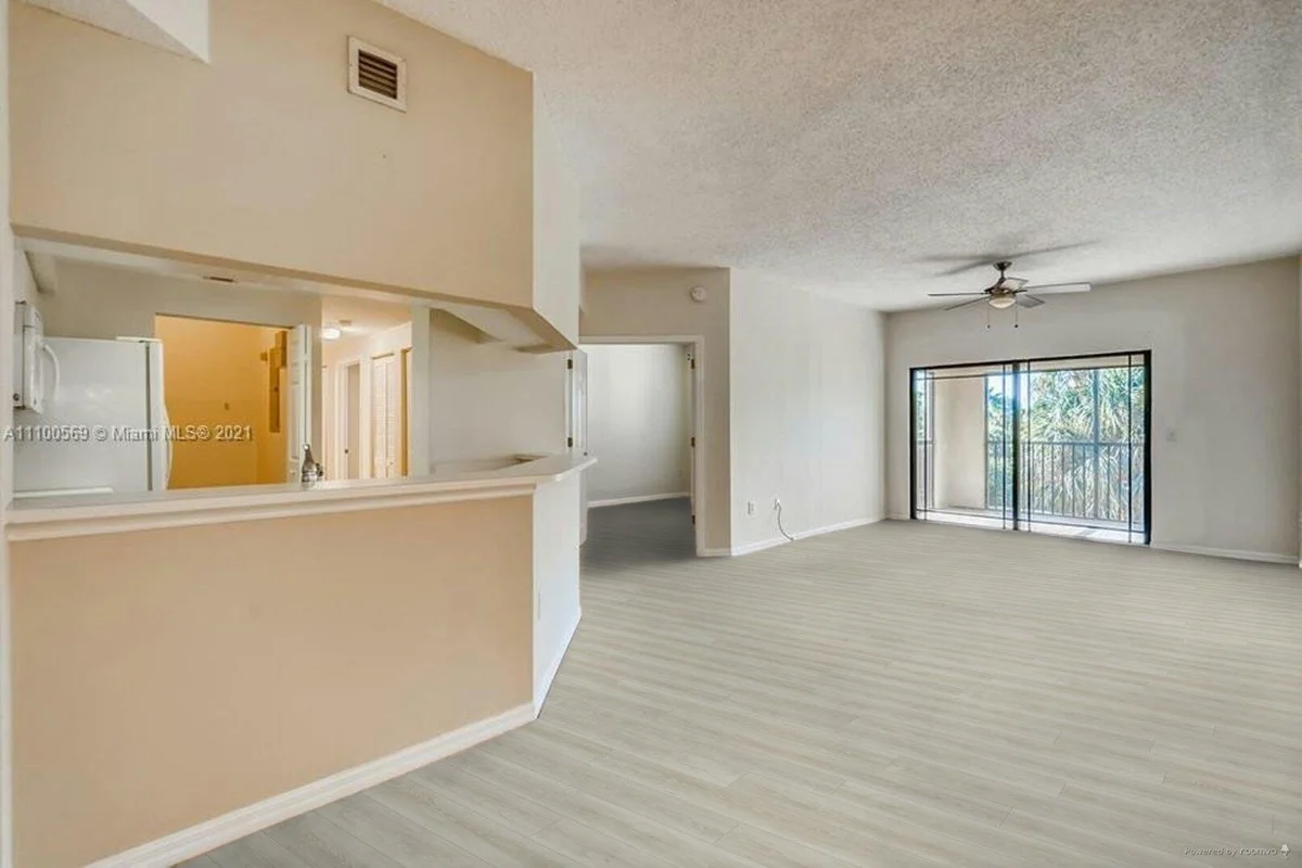 3018 Alcazar Pl #103, Palm Beach Gardens: photo 1 of 51