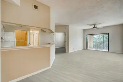 3018 Alcazar Pl #103, Palm Beach Gardens: photo 1 of 51