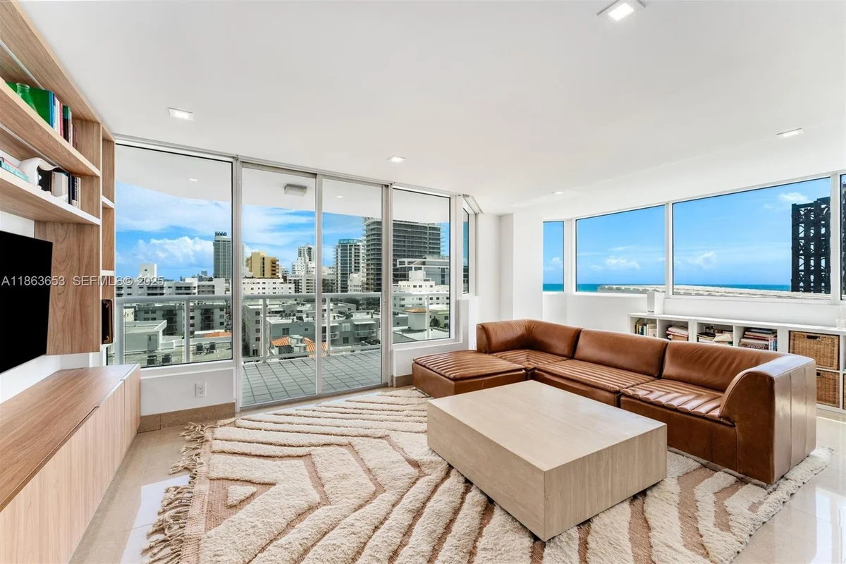 Condo in Miami Beach: photo 1 of 15