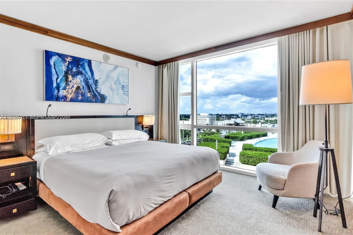 6801 Collins Ave #818, Miami Beach: photo 1 of 21