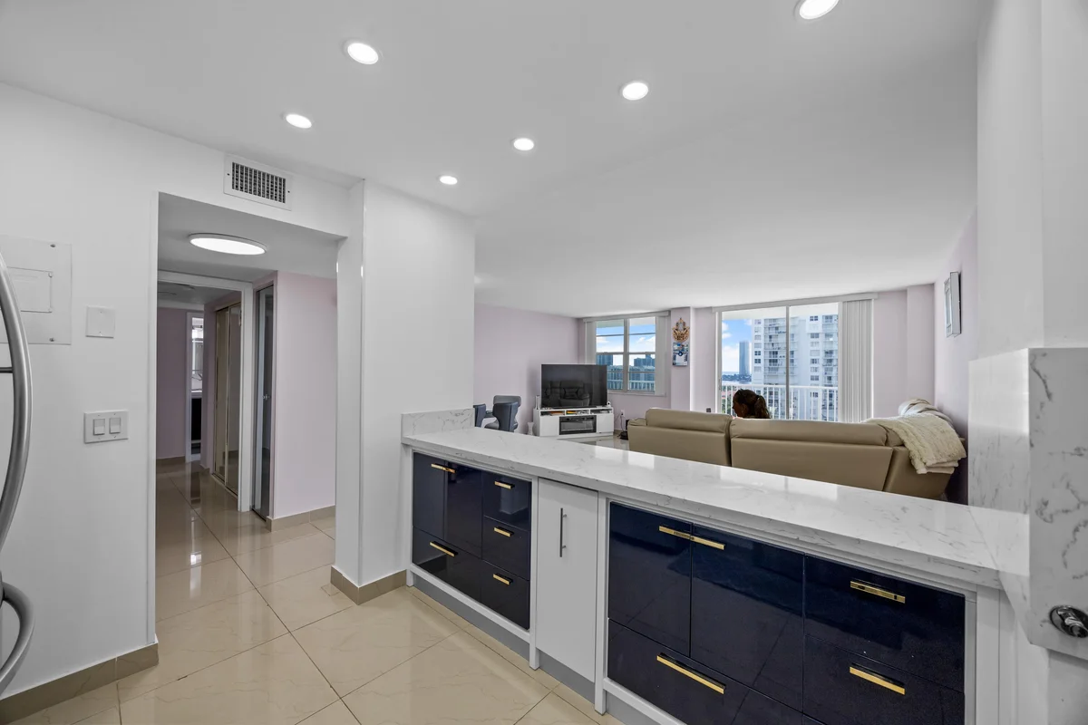 2801 NE 183rd St #1606w, Aventura: photo 1 of 48