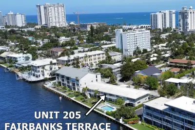 1105 S Riverside Dr #205, Pompano Beach: photo 1 of 24
