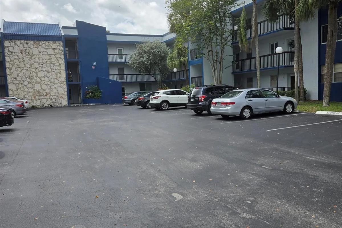 3080 Holiday Springs Blvd #209, Margate: photo 1 of 11