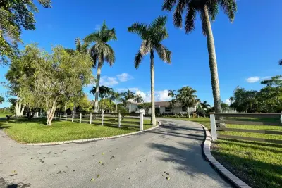 16490 SW 244th St, Homestead: photo 1 of 31