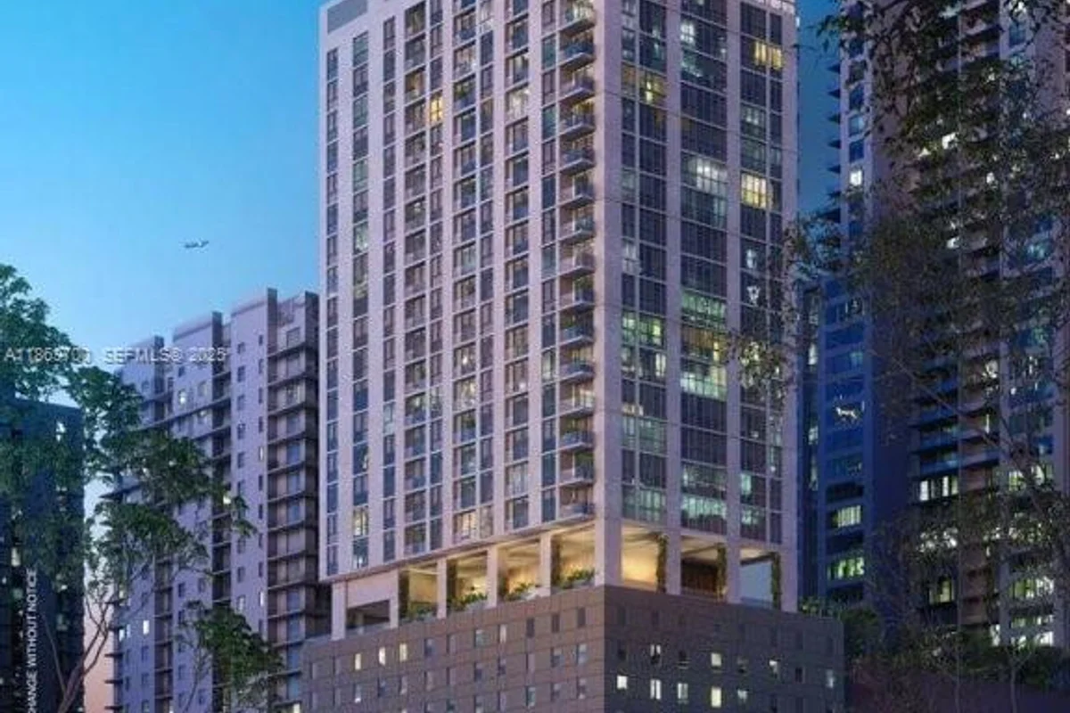 227 NE 2nd St #1707, Miami: photo 1 of 13