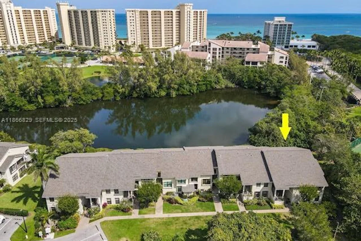 2309 W Fairway Dr S, Jupiter: photo 1 of 31