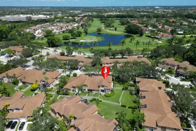 15822 SW 10th St, Pembroke Pines: photo 1 of 38