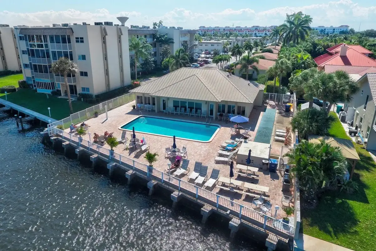 650 Snug Harbor Dr #G310, Boynton Beach: photo 1 of 40