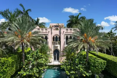 1840 S Bayshore Ln, Miami: photo 1 of 88