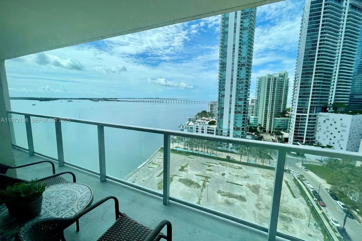 1155 Brickell Bay Dr #1805, Miami: photo 1 of 11