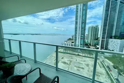 1155 Brickell Bay Dr #1805, Miami: photo 1 of 11