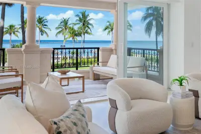 7921 Fisher Island Dr, Miami Beach: photo 1 of 54