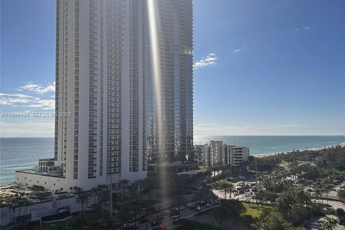 15811 Collins Ave #605, Sunny Isles Beach: photo 1 of 34