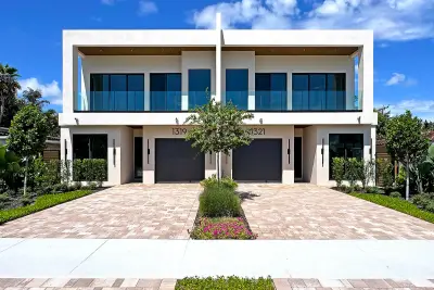 1319 NE 14th Ave, Fort Lauderdale: photo 1 of 27