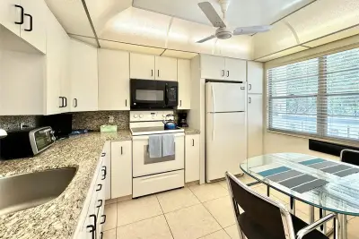 2504 Antigua Ter #D2, Coconut Creek: photo 1 of 34