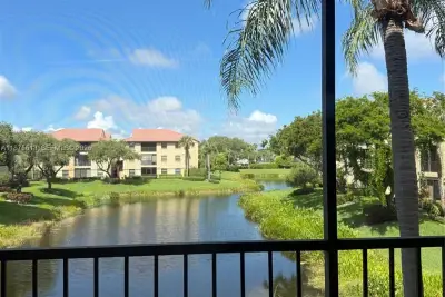 5147 Europa Dr #N, Boynton Beach: photo 1 of 31