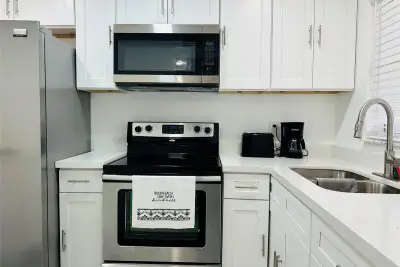 2871 E Sunrise Lakes Dr #101, Sunrise: photo 1 of 16