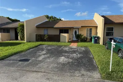 12413 SW 112th Ter, Miami: photo 1 of 16