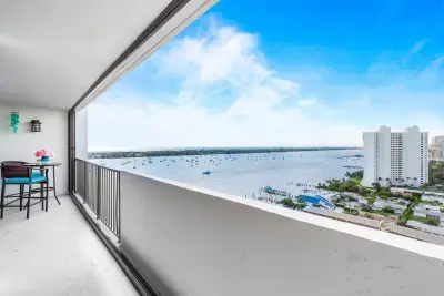 5600 N Flagler Dr #2004, West Palm Beach: photo 1 of 36