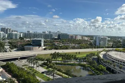 19501 W Country Club Dr #1706, Aventura: photo 1 of 18