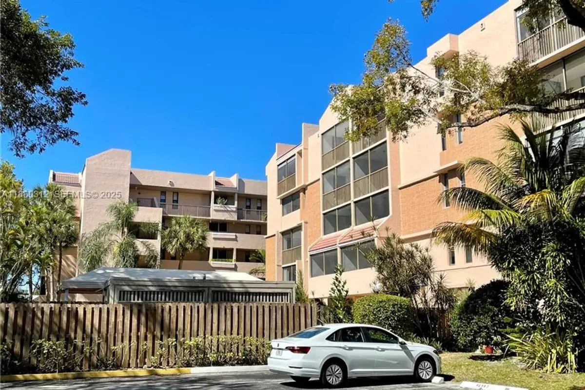 6800 Cypress Rd #408, Plantation: photo 1 of 25