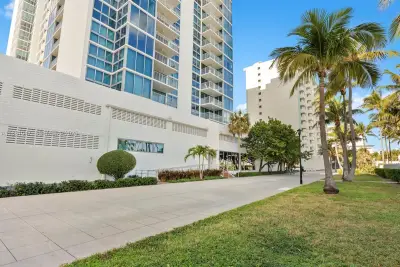 2655 Collins Ave #510, Miami Beach: photo 1 of 23