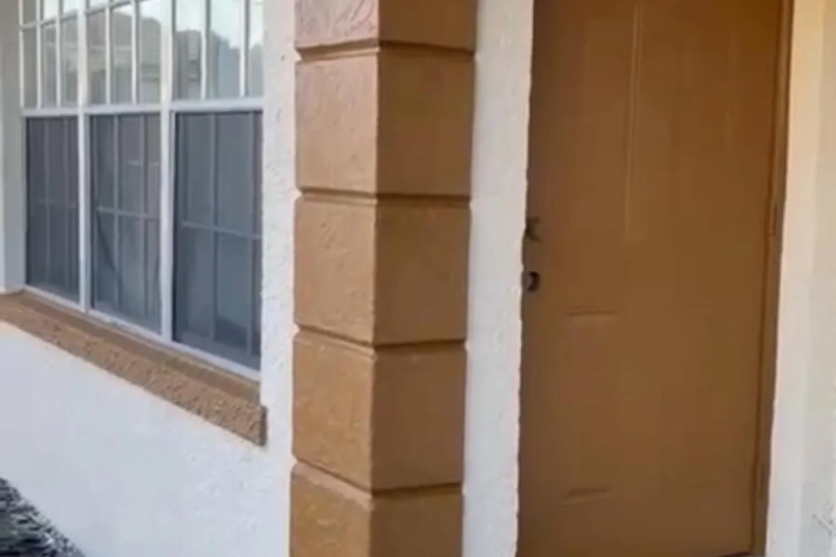 731 21st St #1-2, West Palm Beach: photo 1 of 5