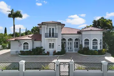 12770 SW 188th St, Miami: photo 1 of 67