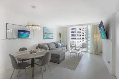 2670 E Sunrise Blvd #1103, Fort Lauderdale: photo 1 of 15