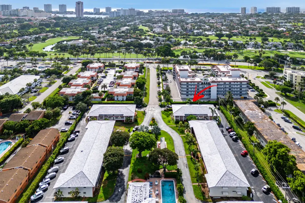 40 SE 13th St #A3, Boca Raton: photo 1 of 40