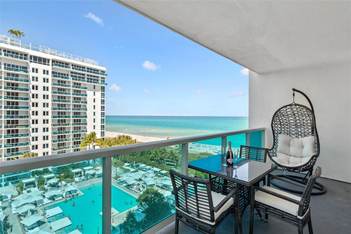 2301 Collins Ave #1015, Miami Beach: photo 1 of 14