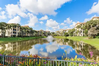700 Uno Lago Dr #303, Juno Beach: photo 1 of 17