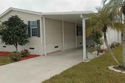 8204 South St, Boca Raton: photo 1 of 48