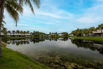 10806 SW 240th Ln, Homestead: photo 1 of 22