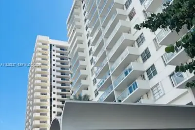 5701 Collins Ave #709, Miami Beach: photo 1 of 20