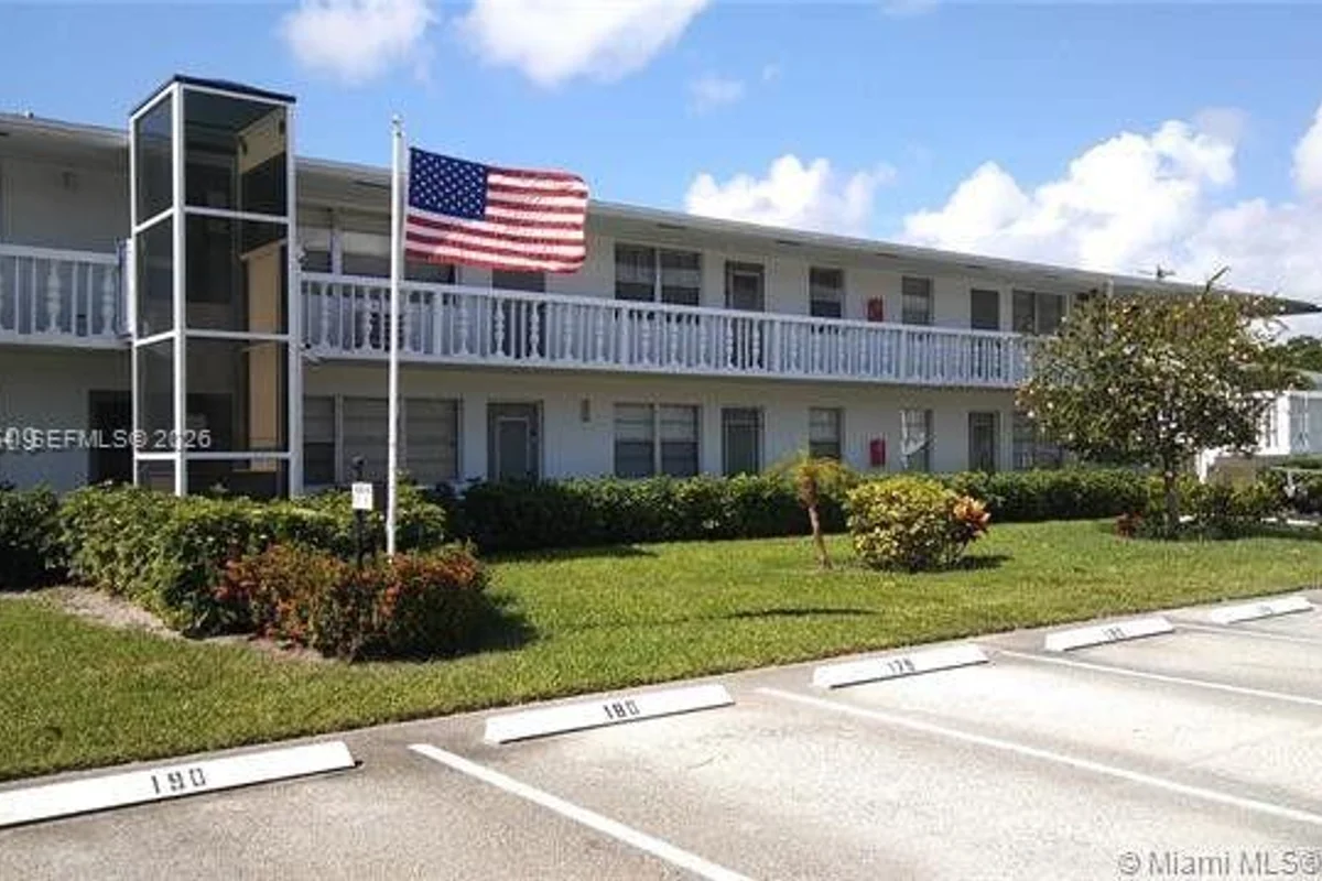 182 Markham I, Deerfield Beach: photo 1 of 8