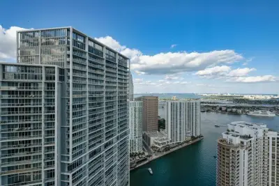 465 Brickell Ave #2706, Miami: photo 1 of 26